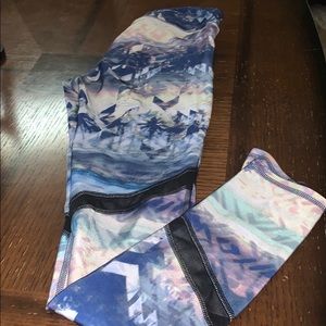 American Eagle leggings